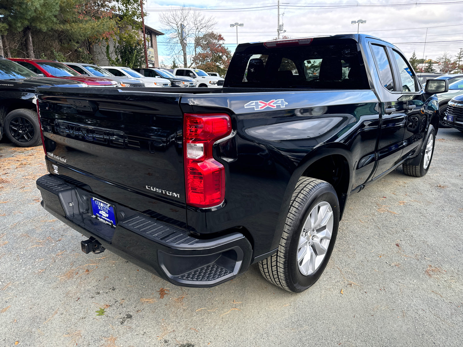 2022 Chevrolet Silverado 1500 Custom 4WD Double Cab 147 6