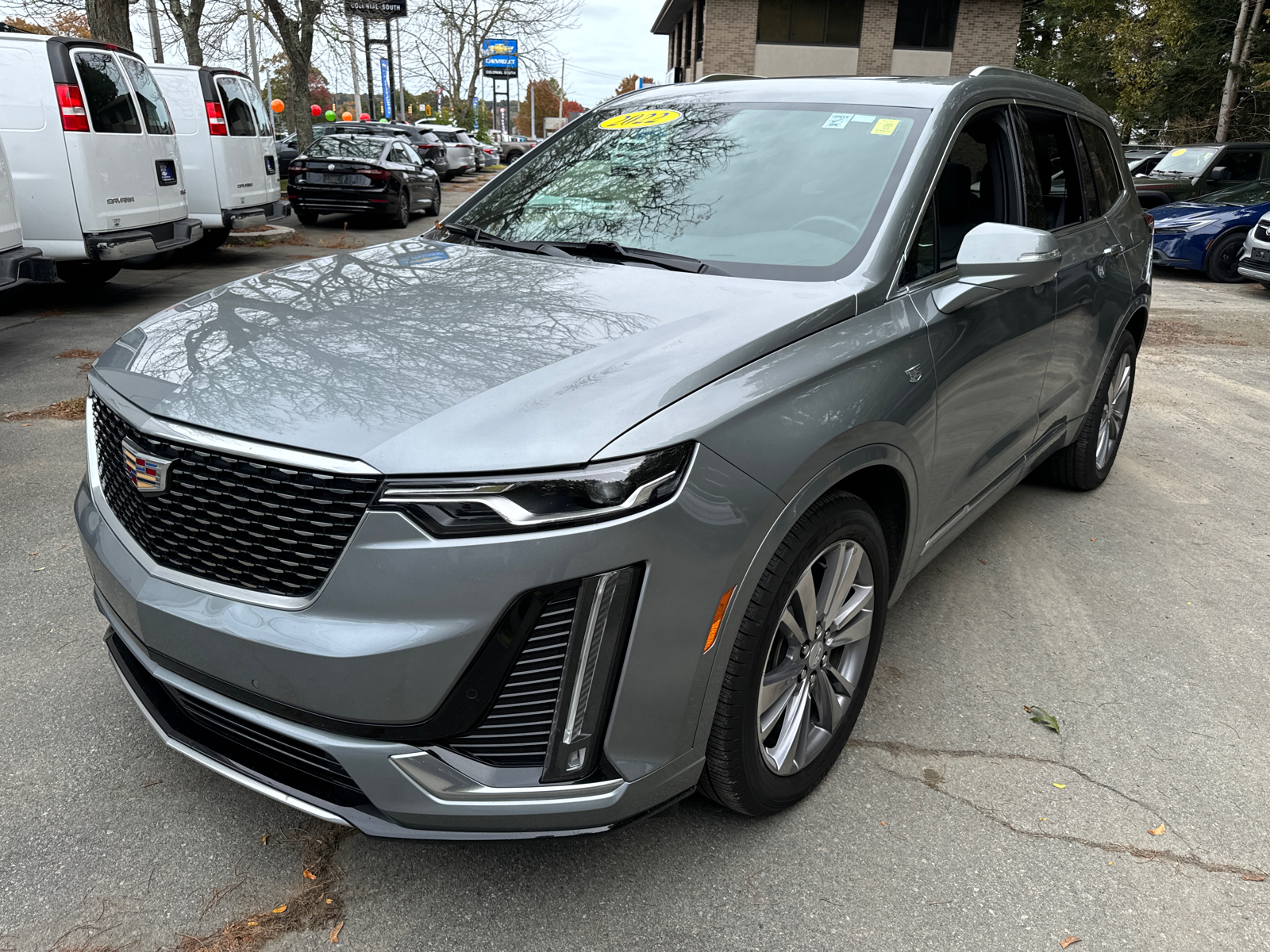 2023 Cadillac XT6 AWD Premium Luxury 2