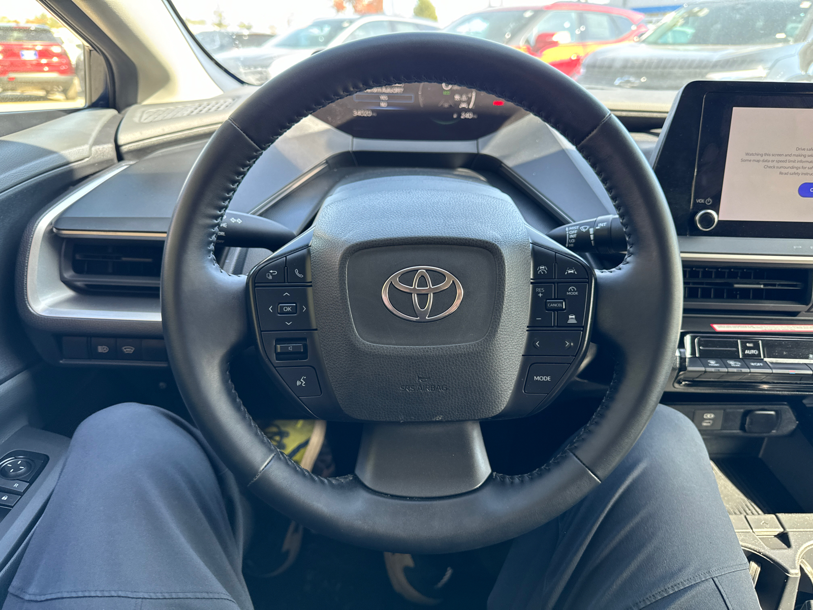 2023 Toyota Prius LE 16