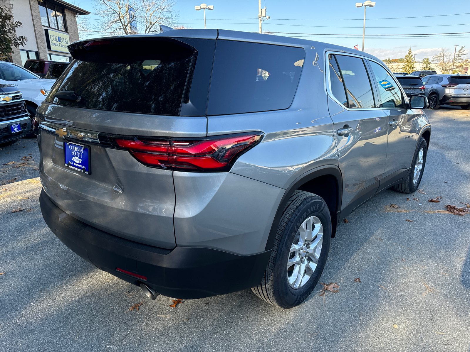 2023 Chevrolet Traverse LS 6