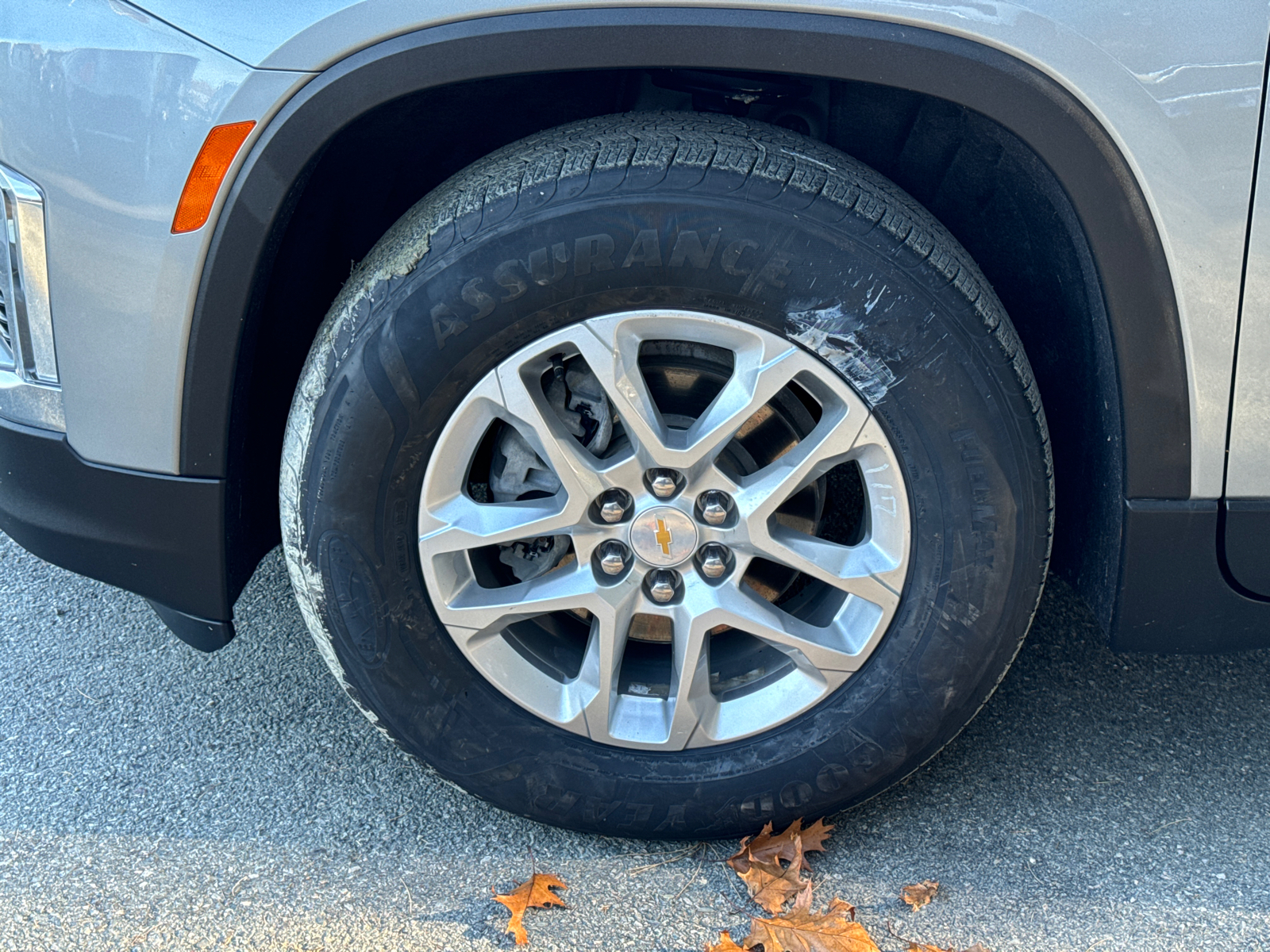 2023 Chevrolet Traverse LS 10