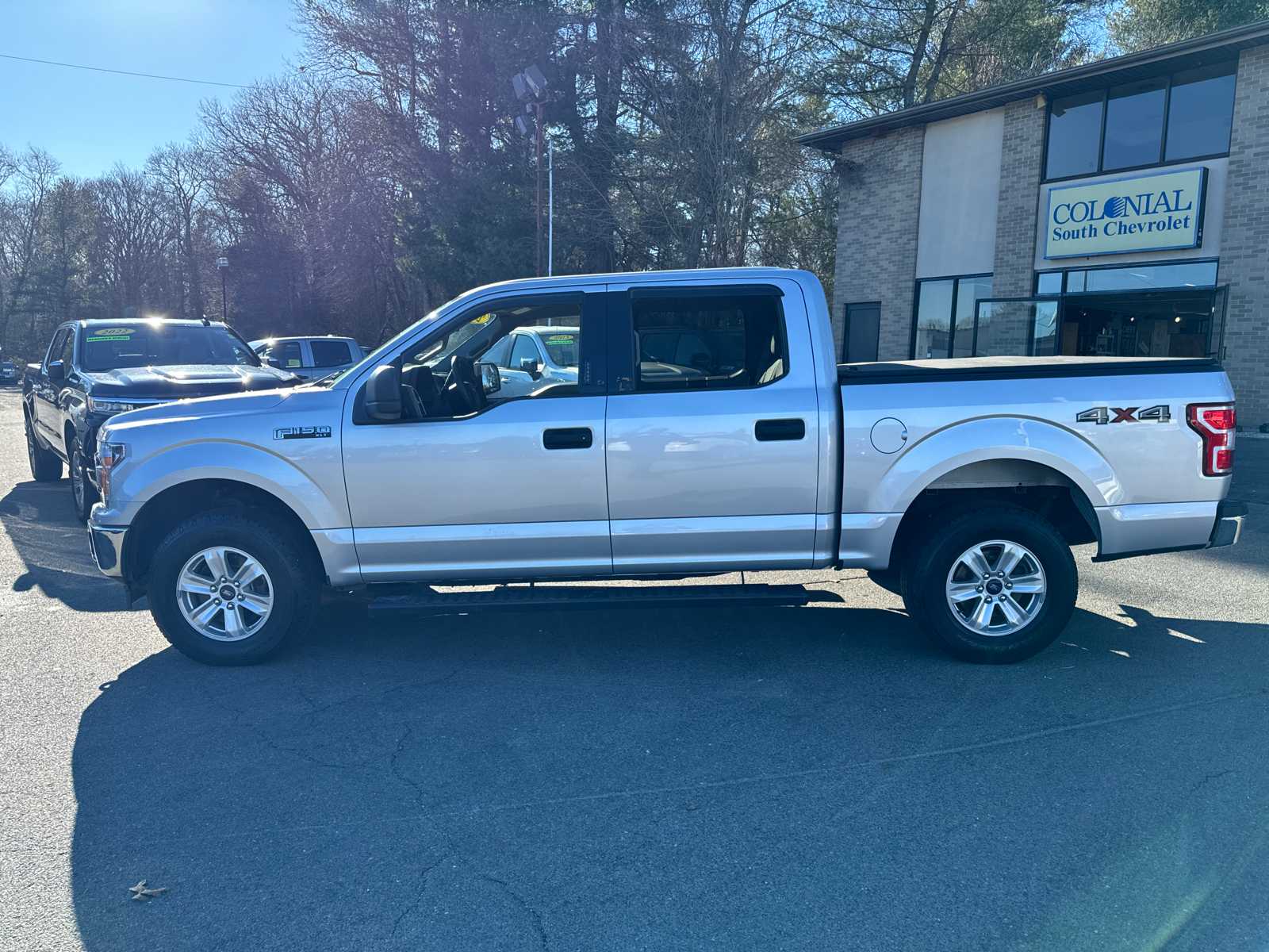 2019 Ford F-150 XLT 4WD SuperCrew 5.5 Box 3