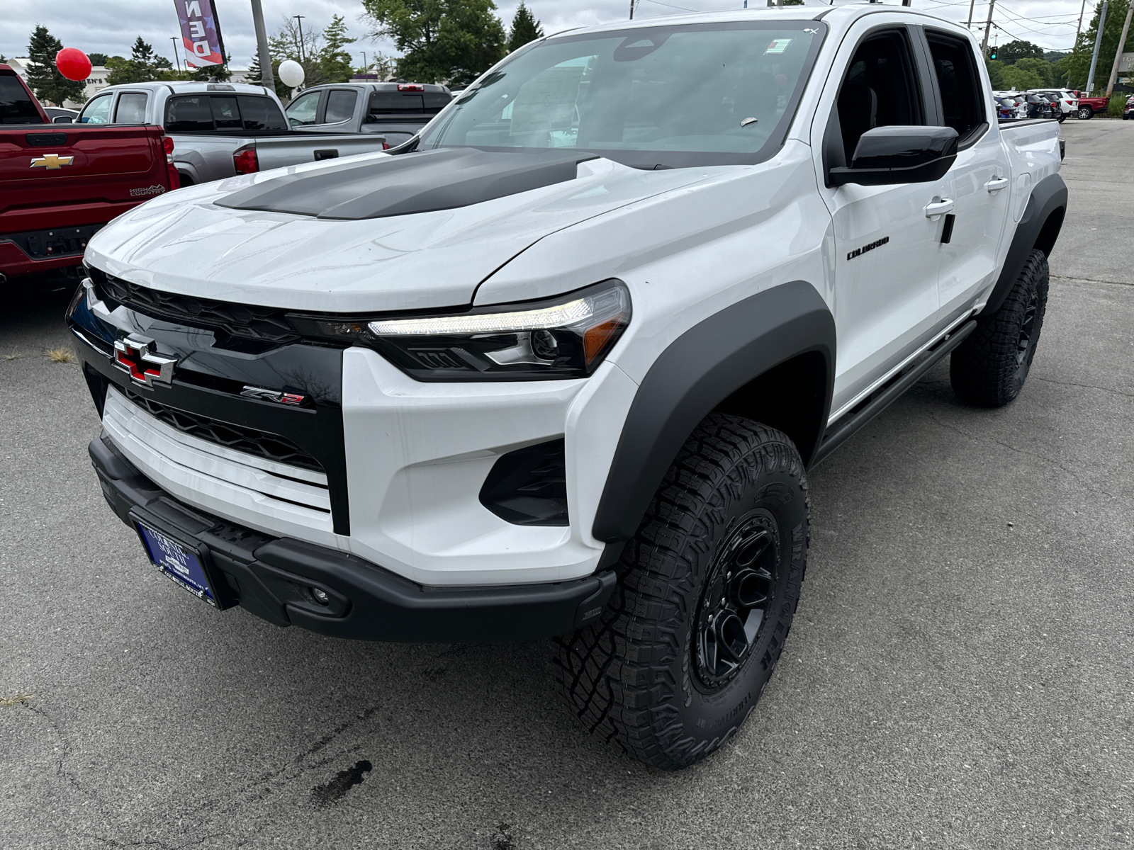 2024 Chevrolet Colorado 4WD ZR2 Crew Cab 2