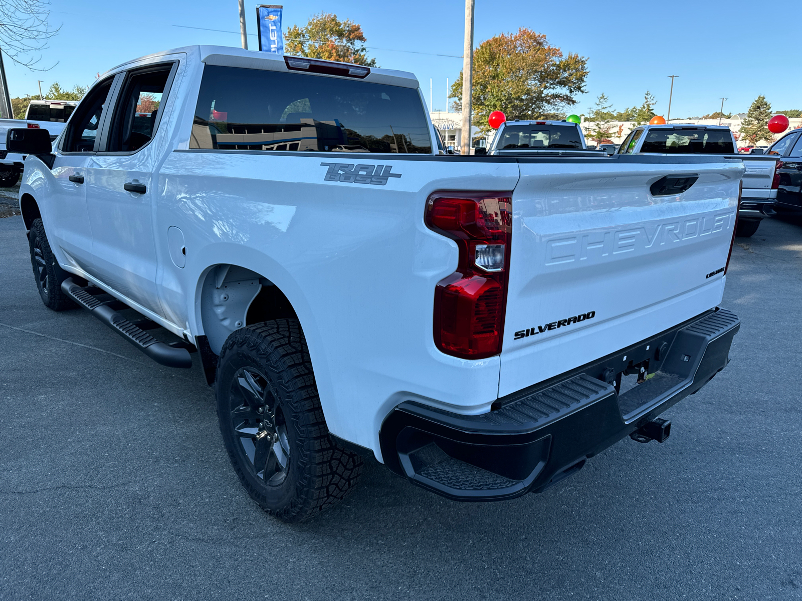 2024 Chevrolet Silverado 1500 Custom Trail Boss 4WD Crew Cab 147 4