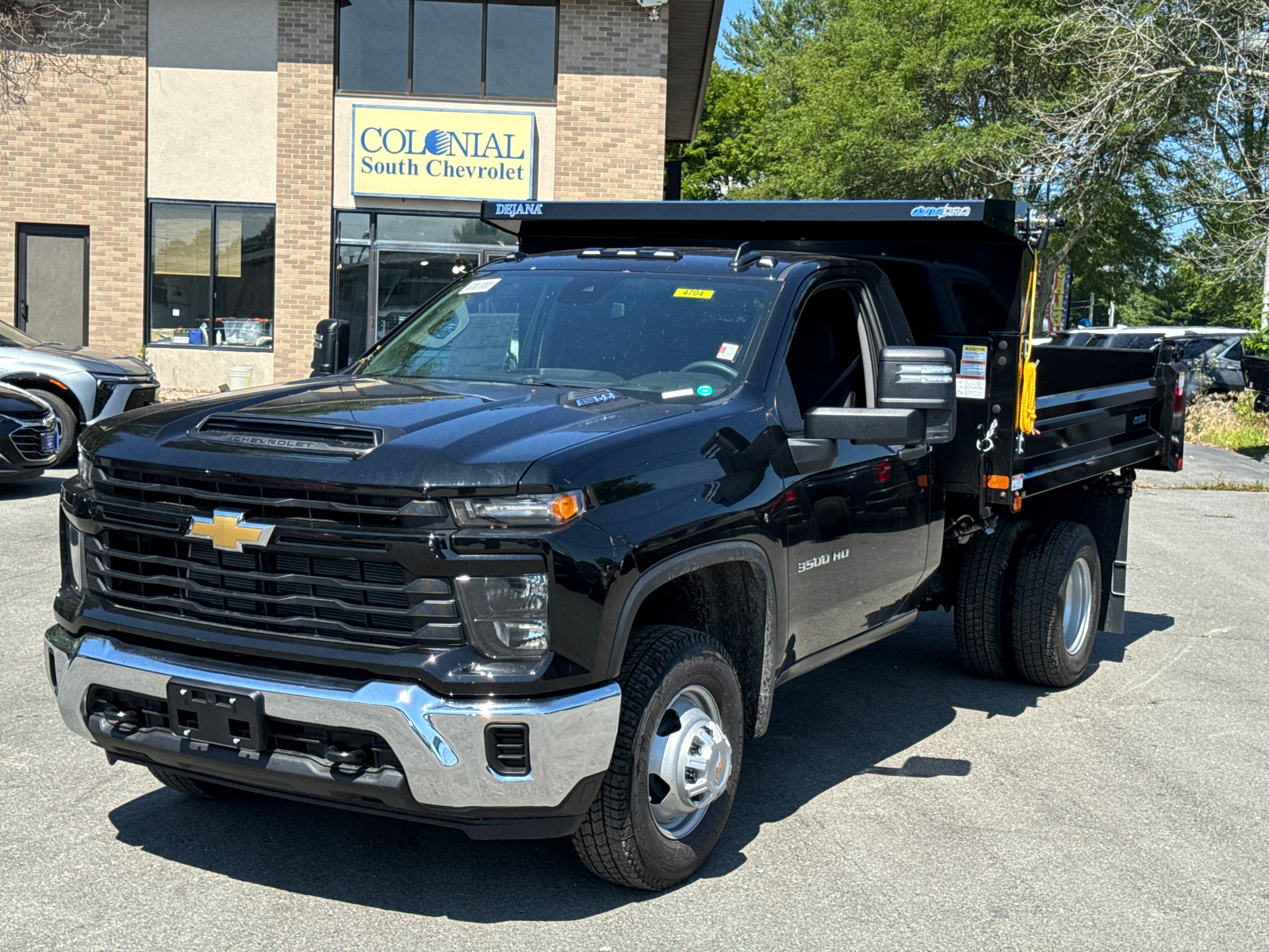 2024 Chevrolet Silverado 3500HD Work Truck 4WD Reg Cab 146 WB, 60 CA 1