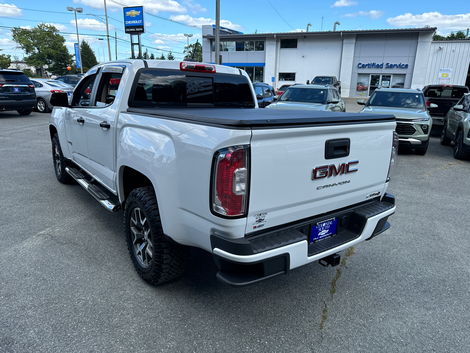 2022 GMC Canyon 4WD AT4 w/Cloth Crew Cab 128 4