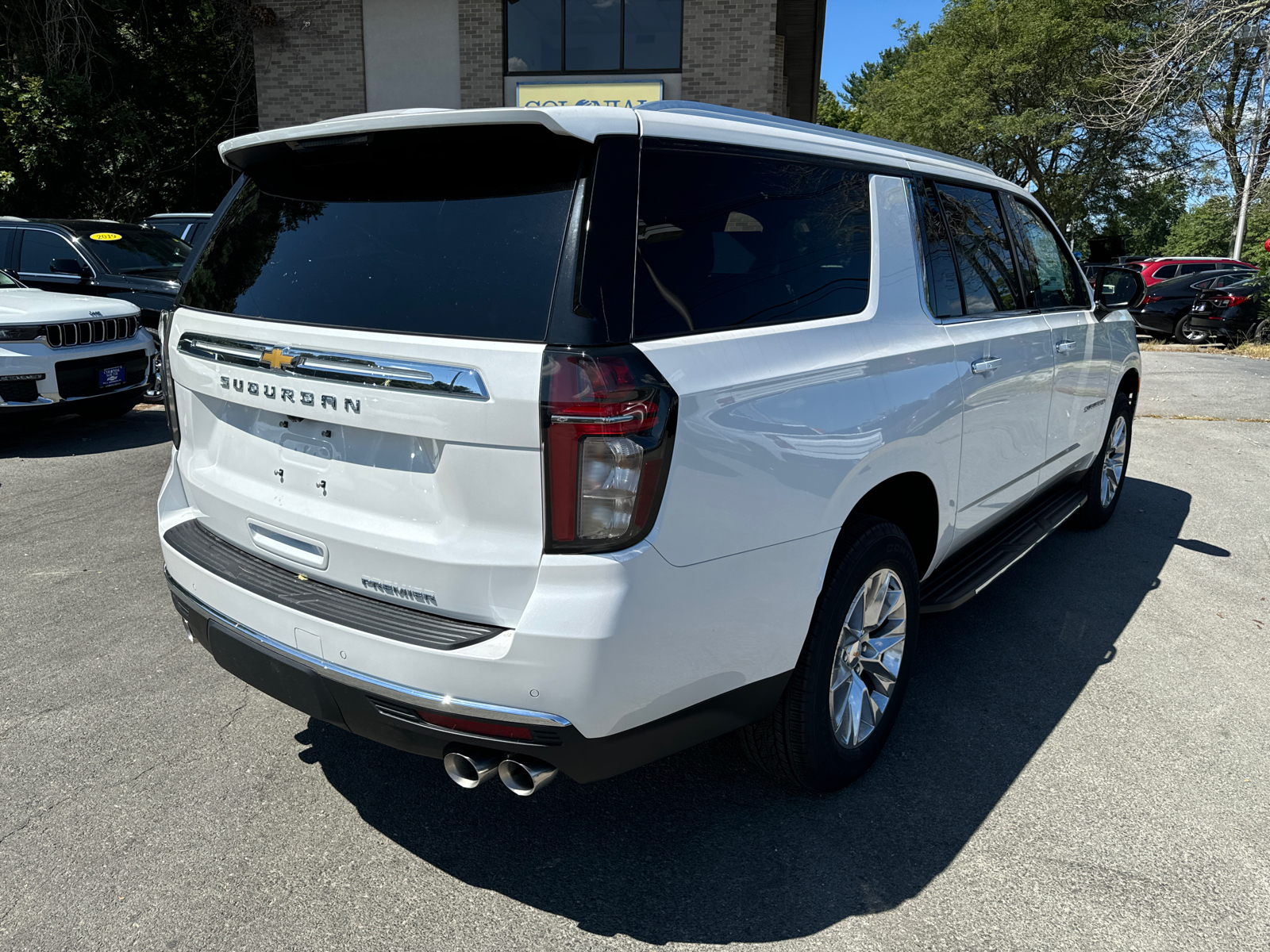 2024 Chevrolet Suburban Premier 6