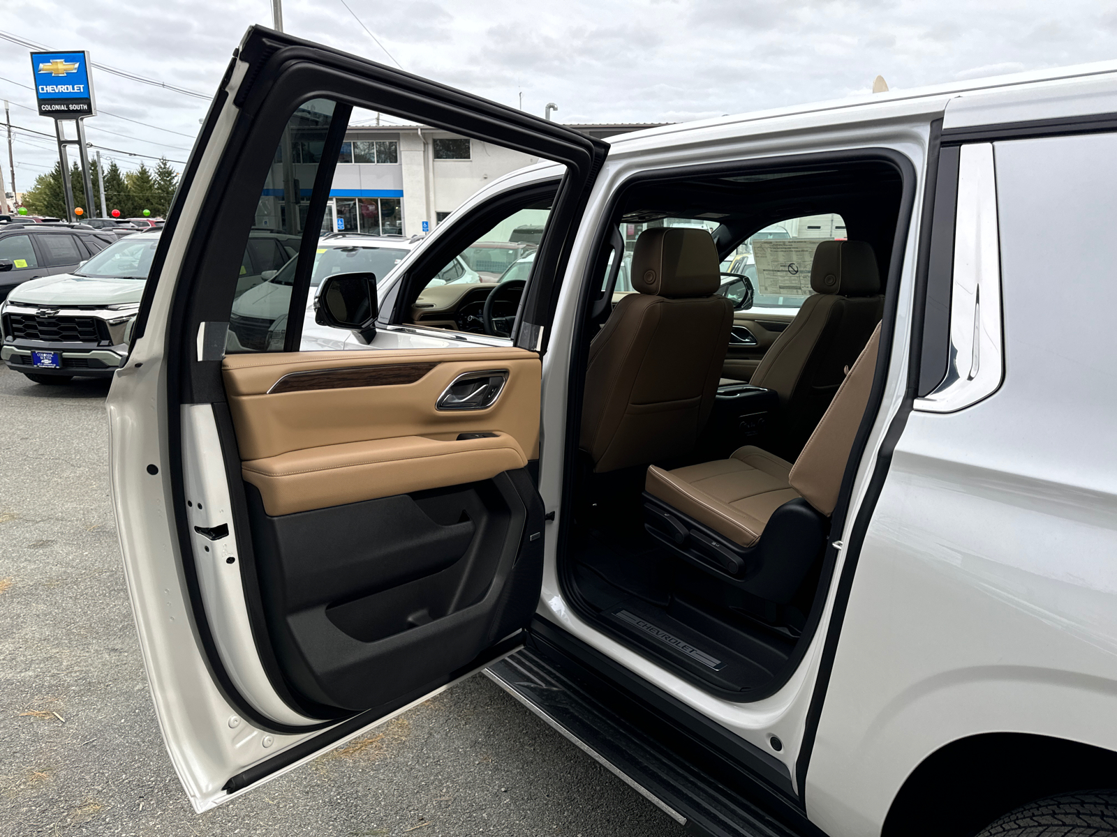 2024 Chevrolet Suburban Premier 31