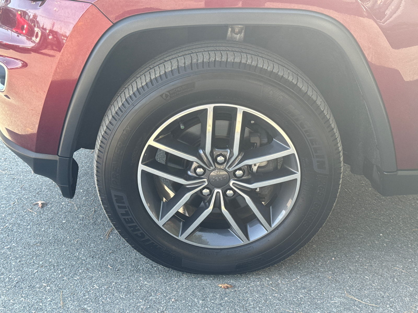 2019 Jeep Grand Cherokee Limited 10