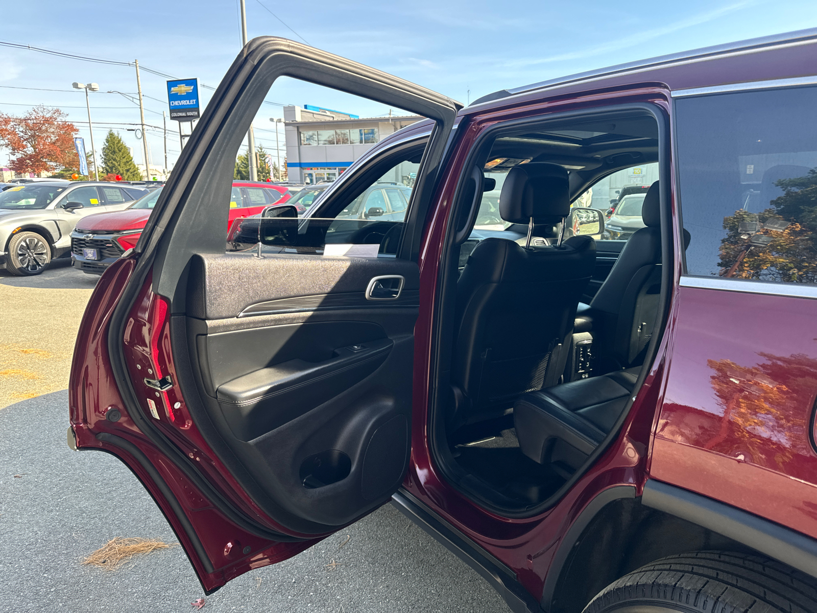 2019 Jeep Grand Cherokee Limited 30