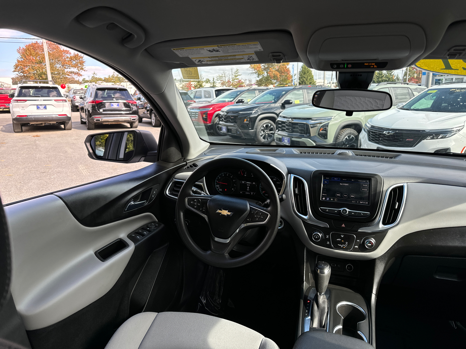 2021 Chevrolet Equinox LS 34