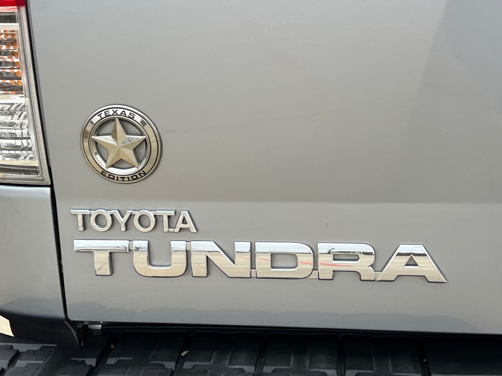 2013 Toyota Tundra Grade 11