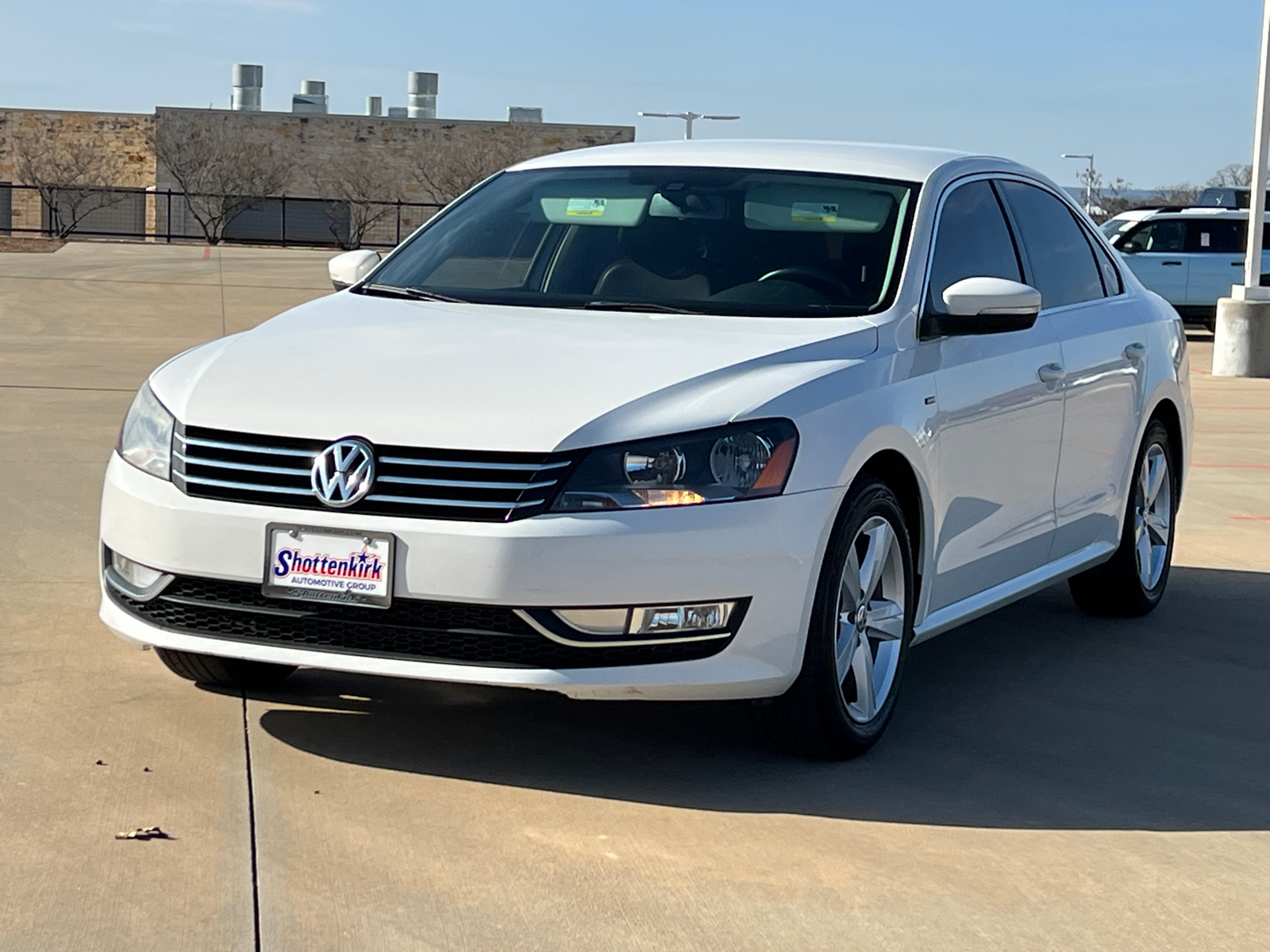 2015 Volkswagen Passat  3