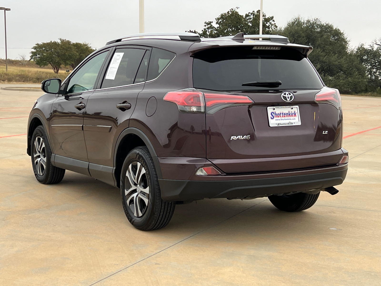 2016 Toyota RAV4 LE 4