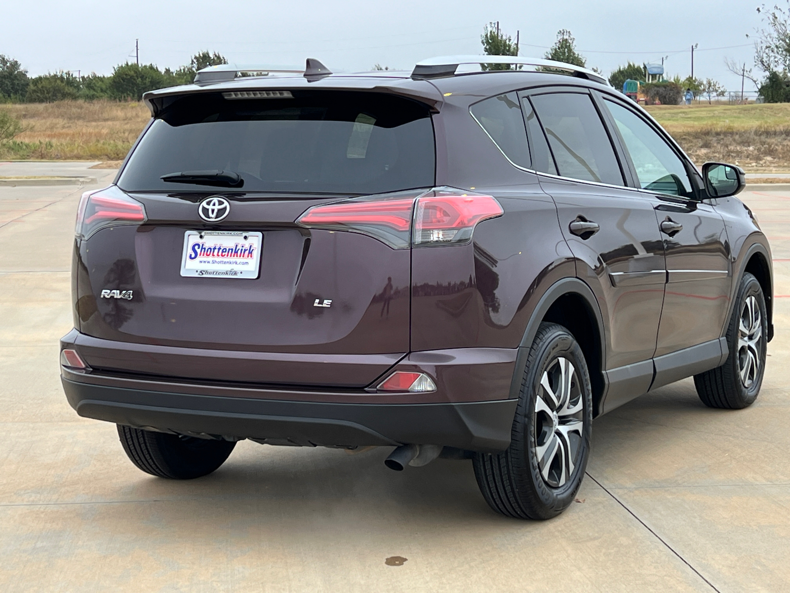 2016 Toyota RAV4 LE 6