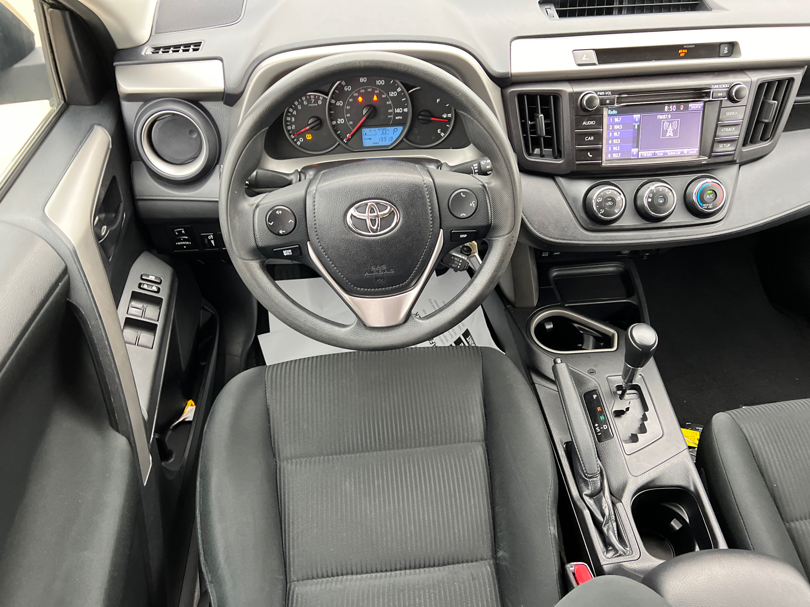 2016 Toyota RAV4 LE 17