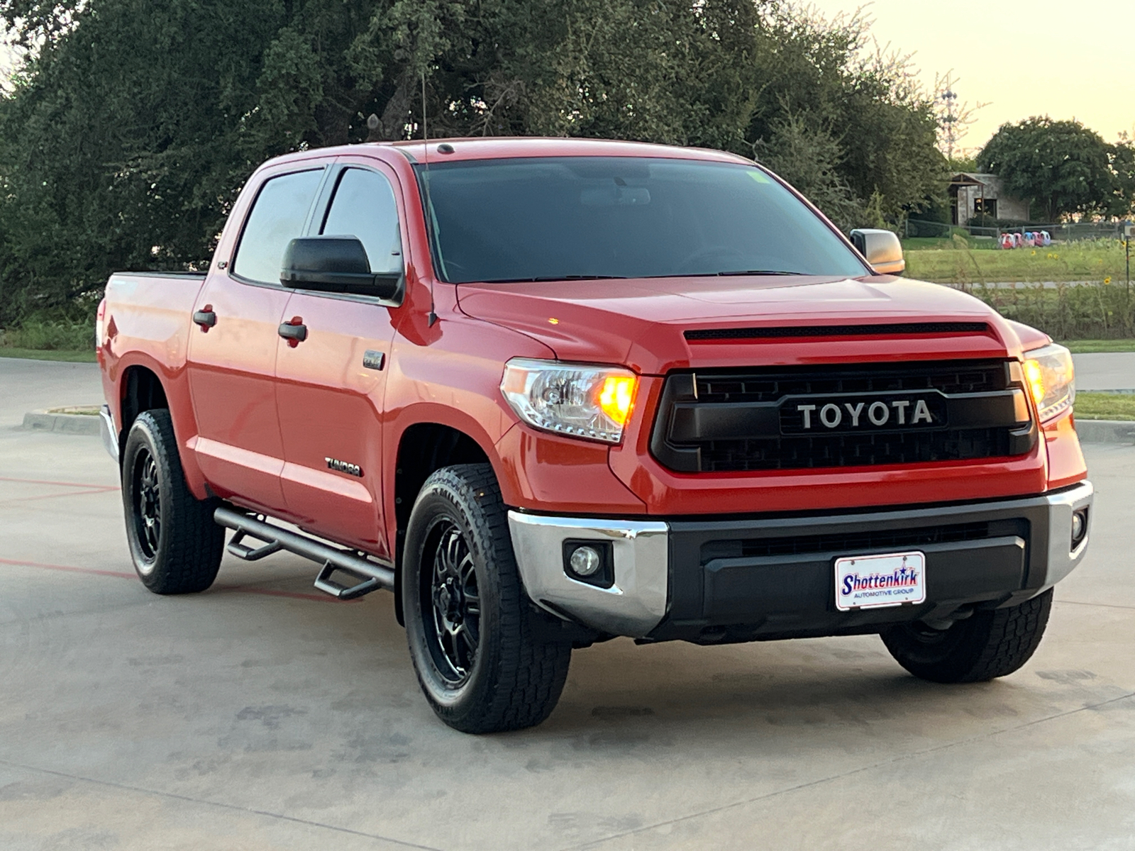 2016 Toyota Tundra SR5 3