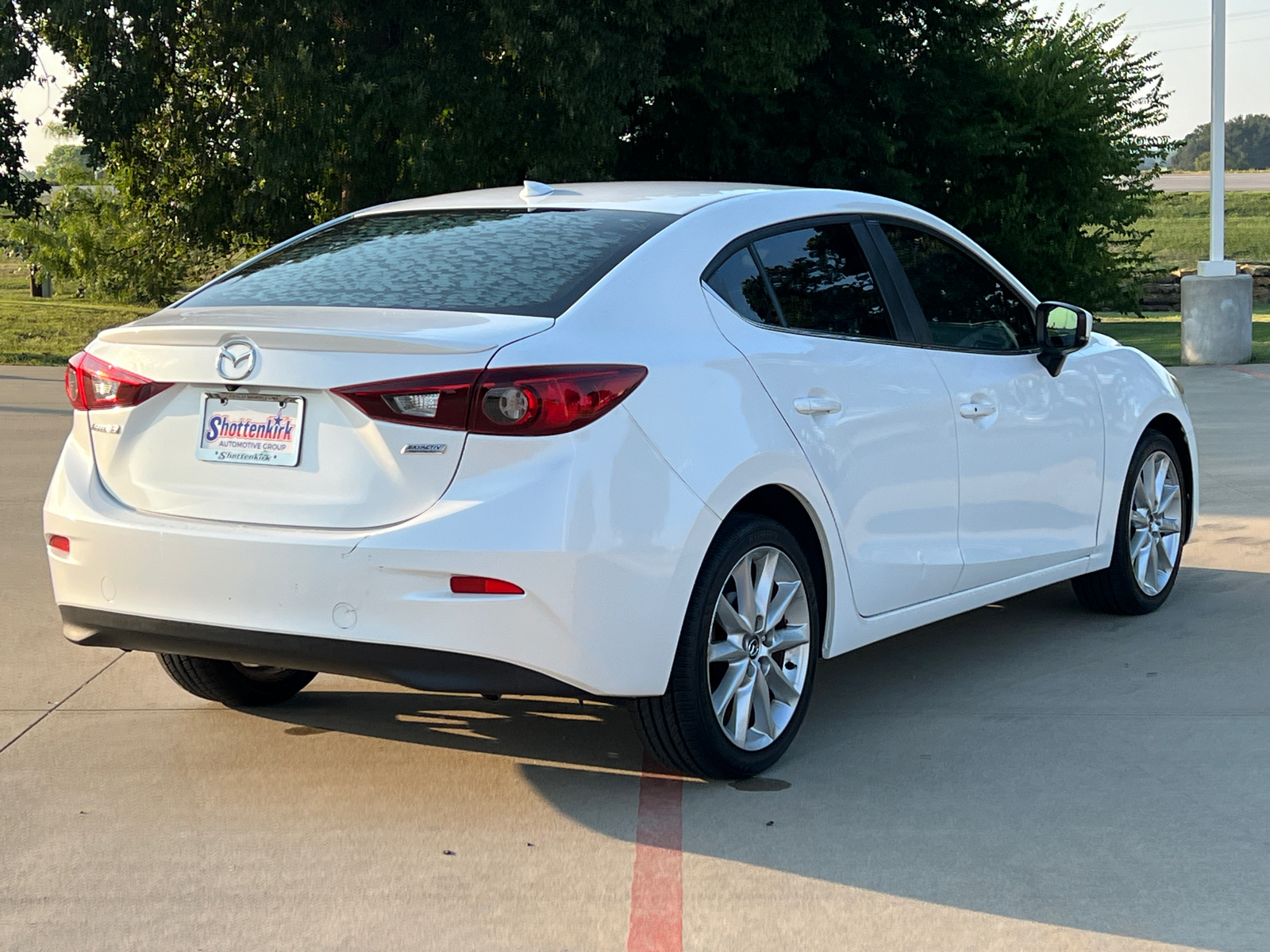 2017 Mazda Mazda3 Grand Touring 4