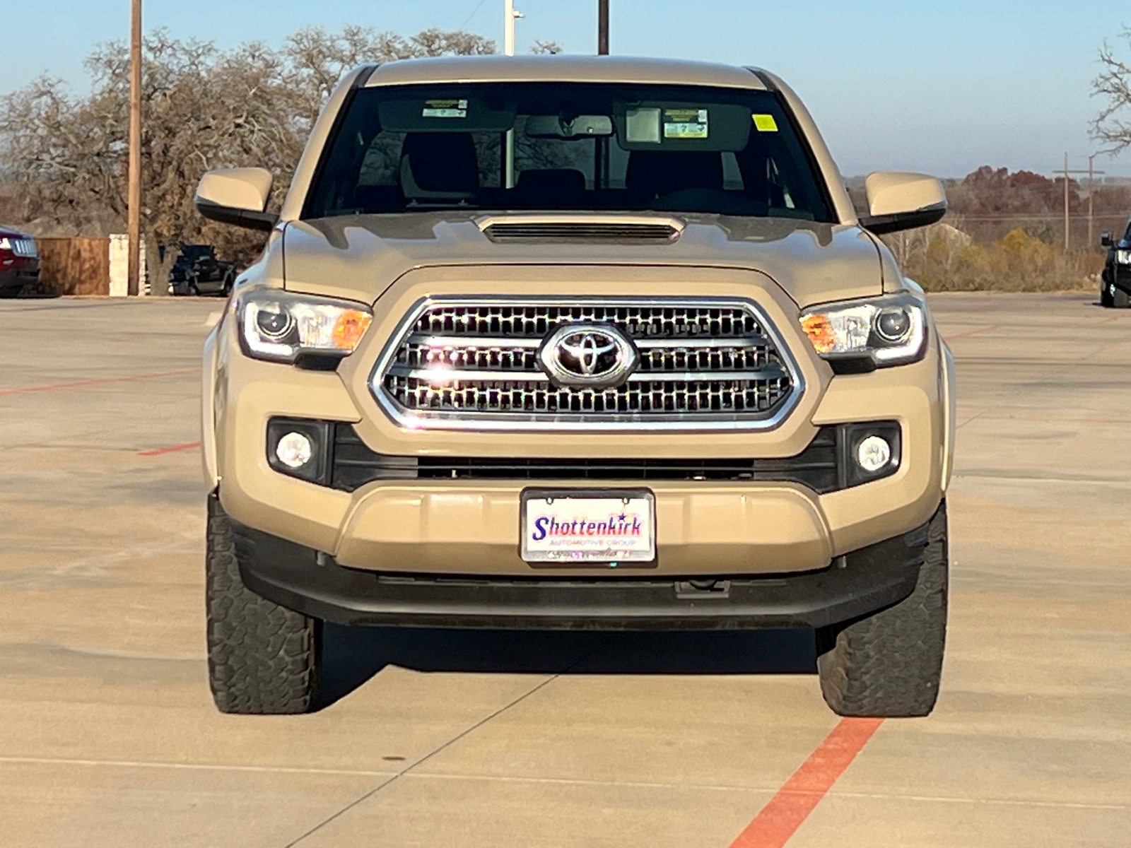 2017 Toyota Tacoma TRD Sport 2