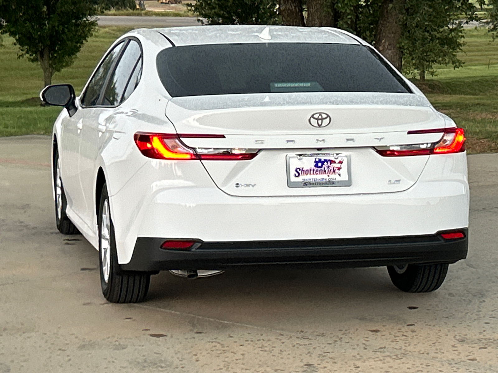 2025 Toyota Camry  8