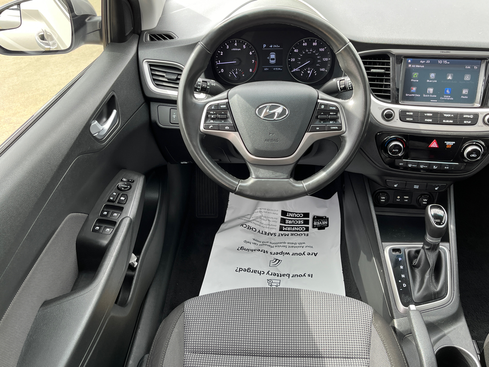 2019 Hyundai Accent Limited 17