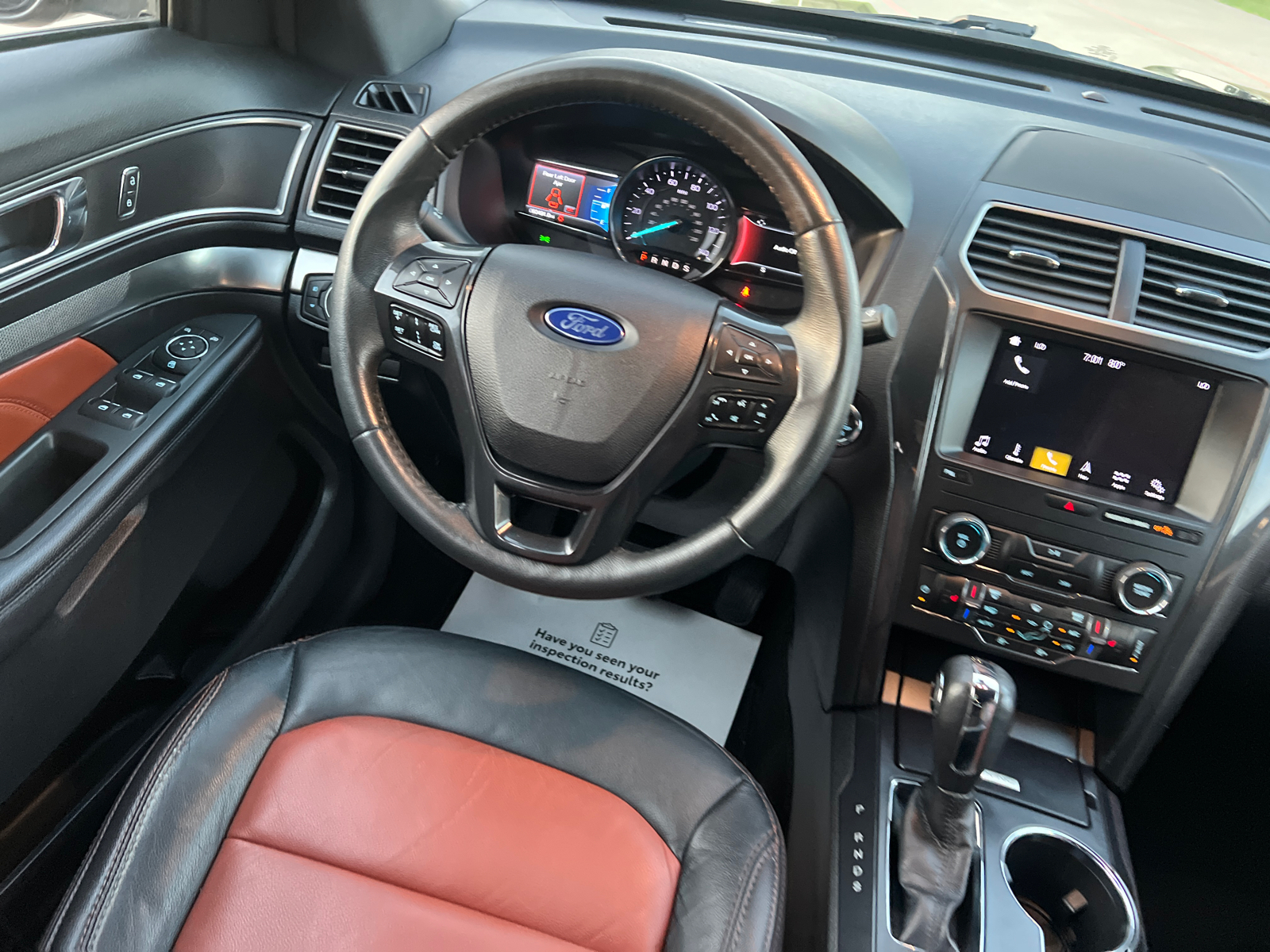 2019 Ford Explorer XLT 14