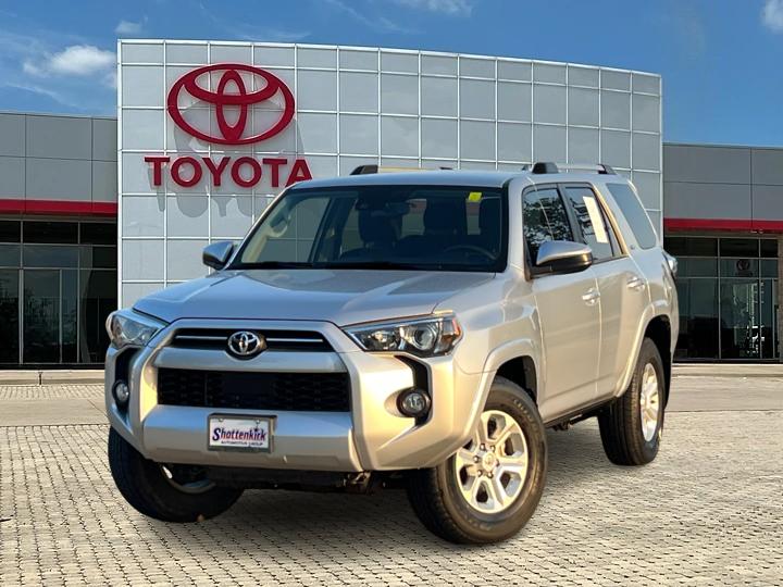 2020 Toyota 4Runner SR5 1