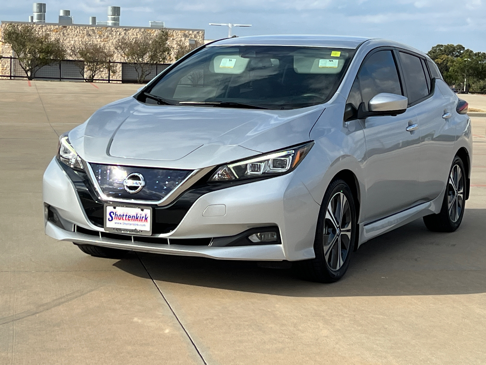 2020 Nissan Leaf SV 3