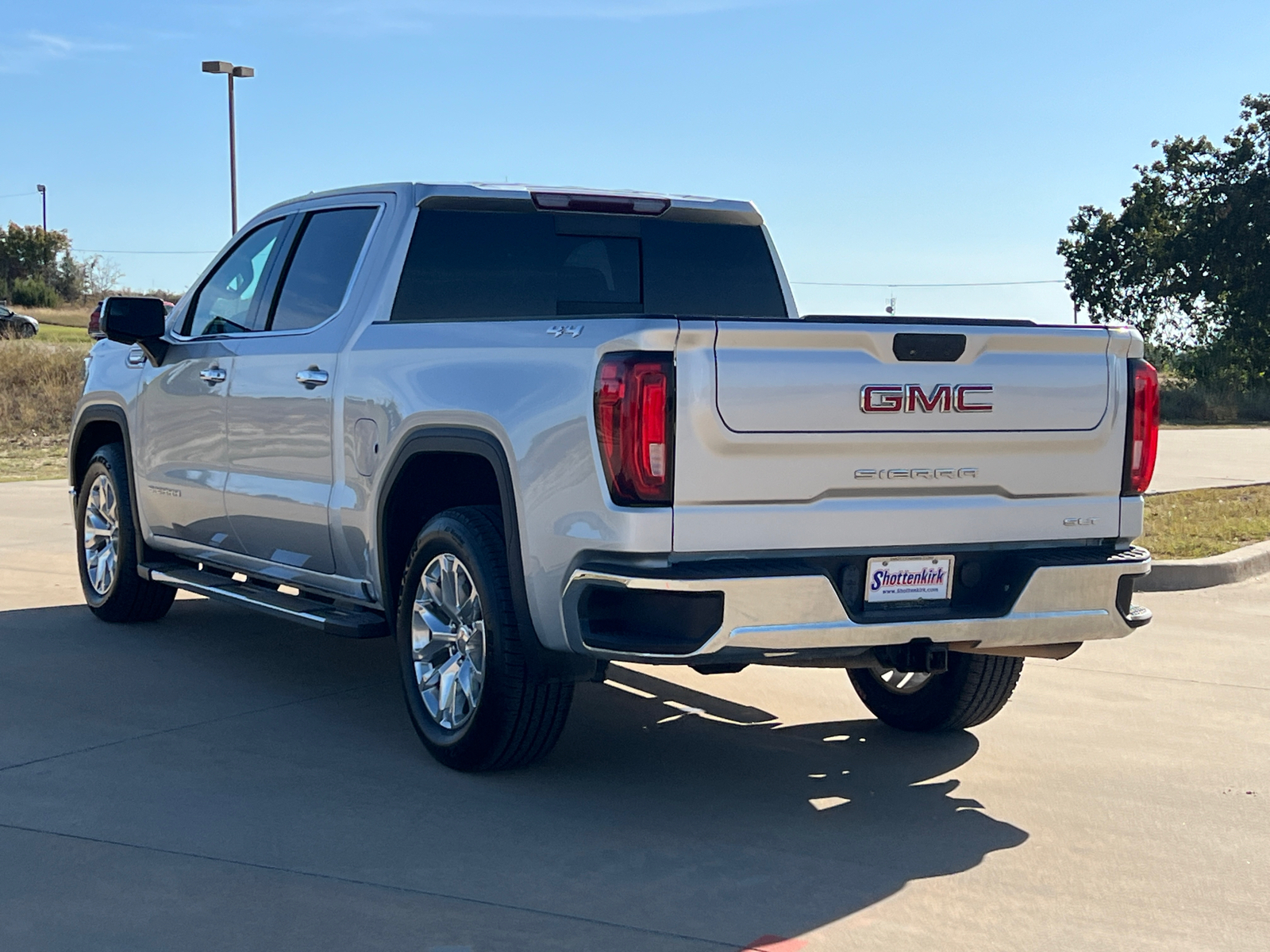 2020 GMC Sierra 1500 SLT 4