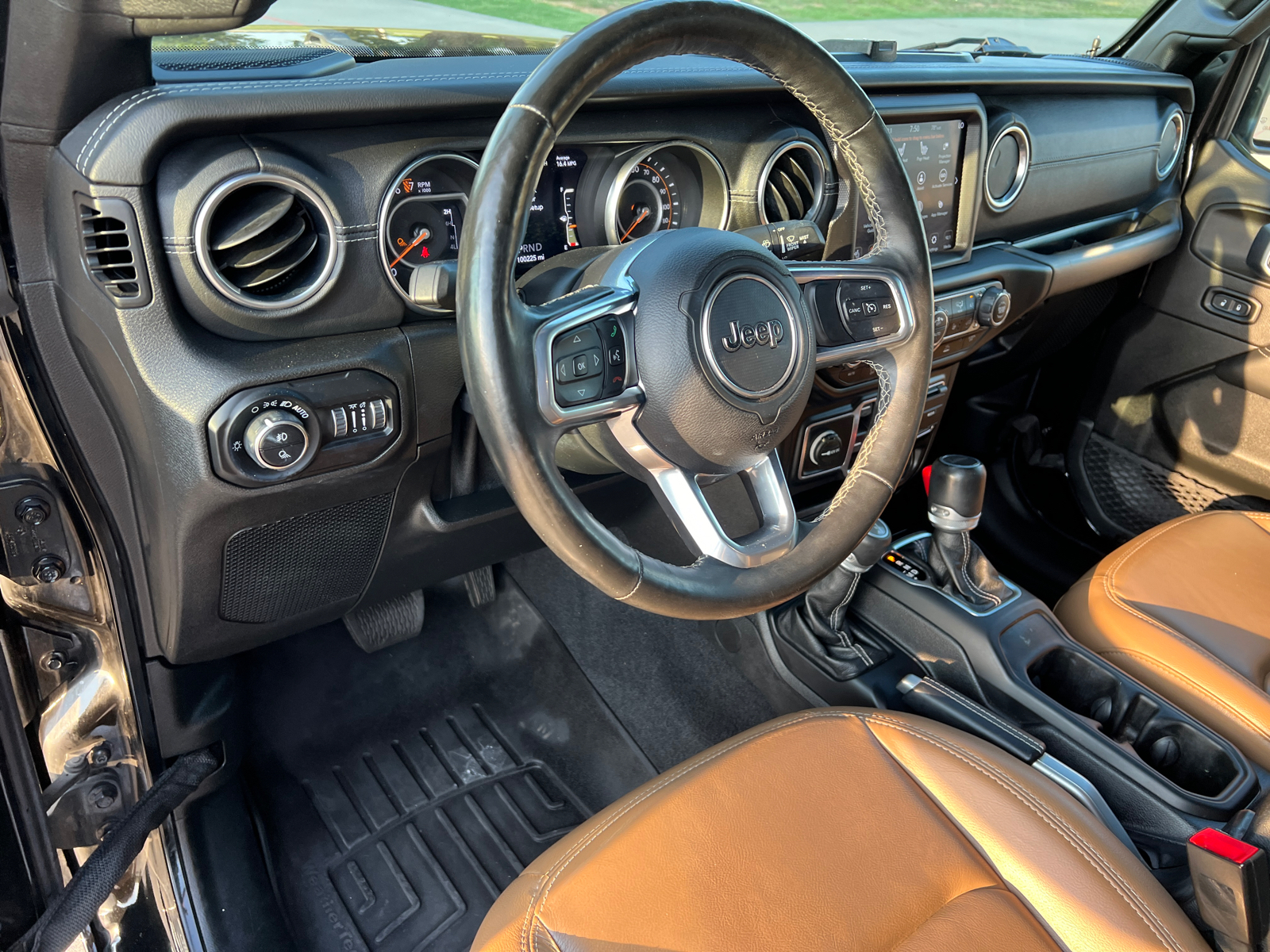 2020 Jeep Gladiator Overland 18