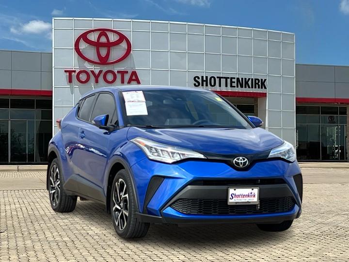 2021 Toyota C-HR XLE 1