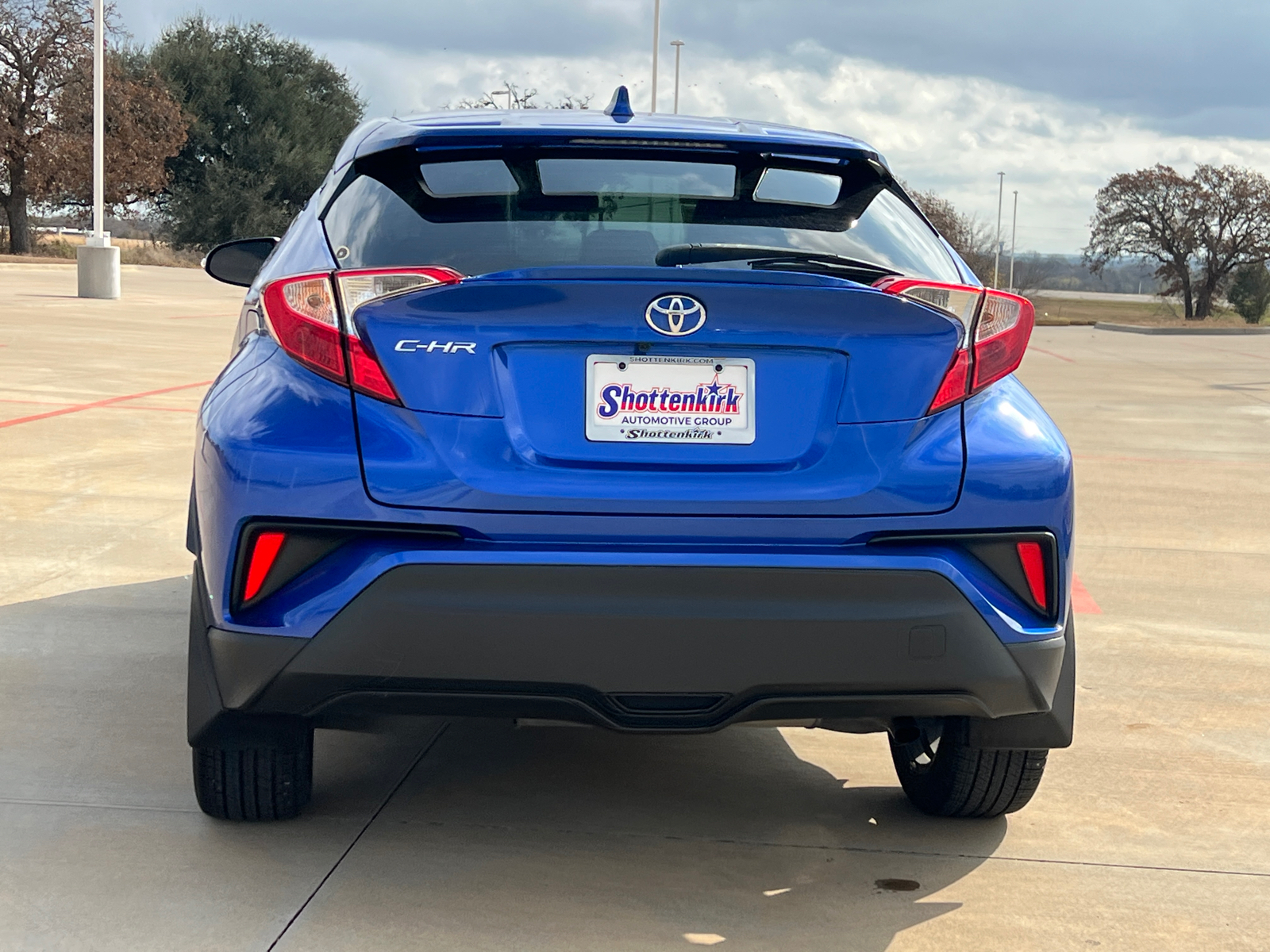 2021 Toyota C-HR XLE 5