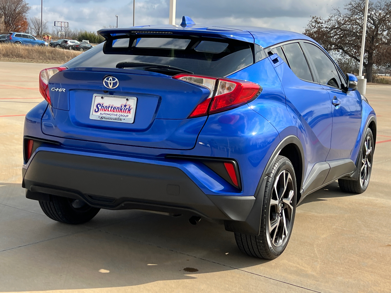 2021 Toyota C-HR XLE 6