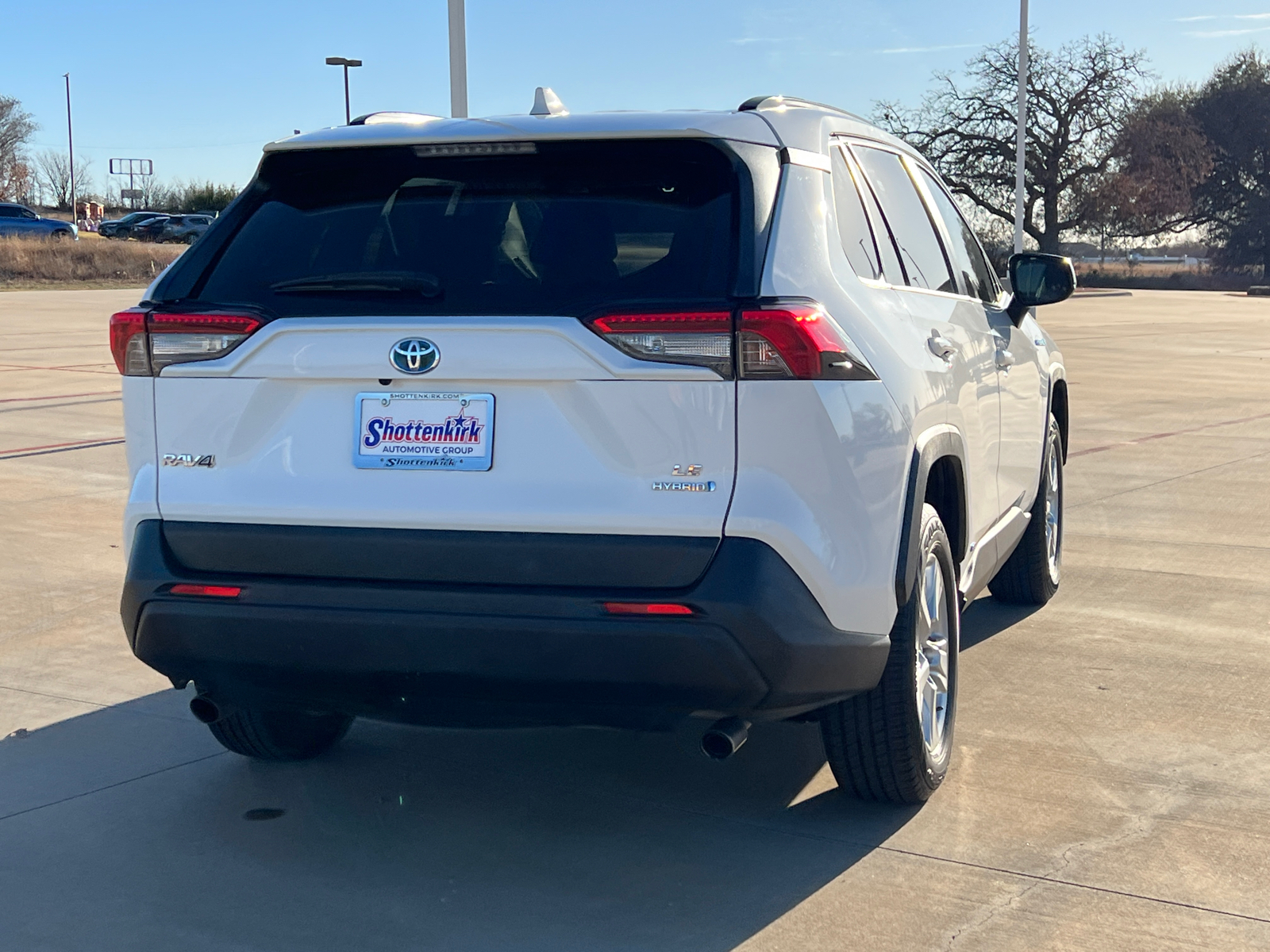 2021 Toyota RAV4 Hybrid LE 6