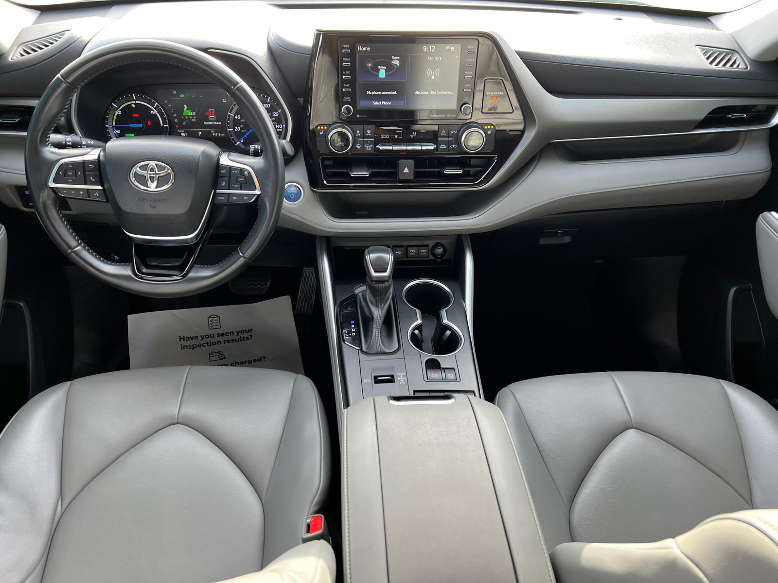 2021 Toyota Highlander Hybrid XLE 13