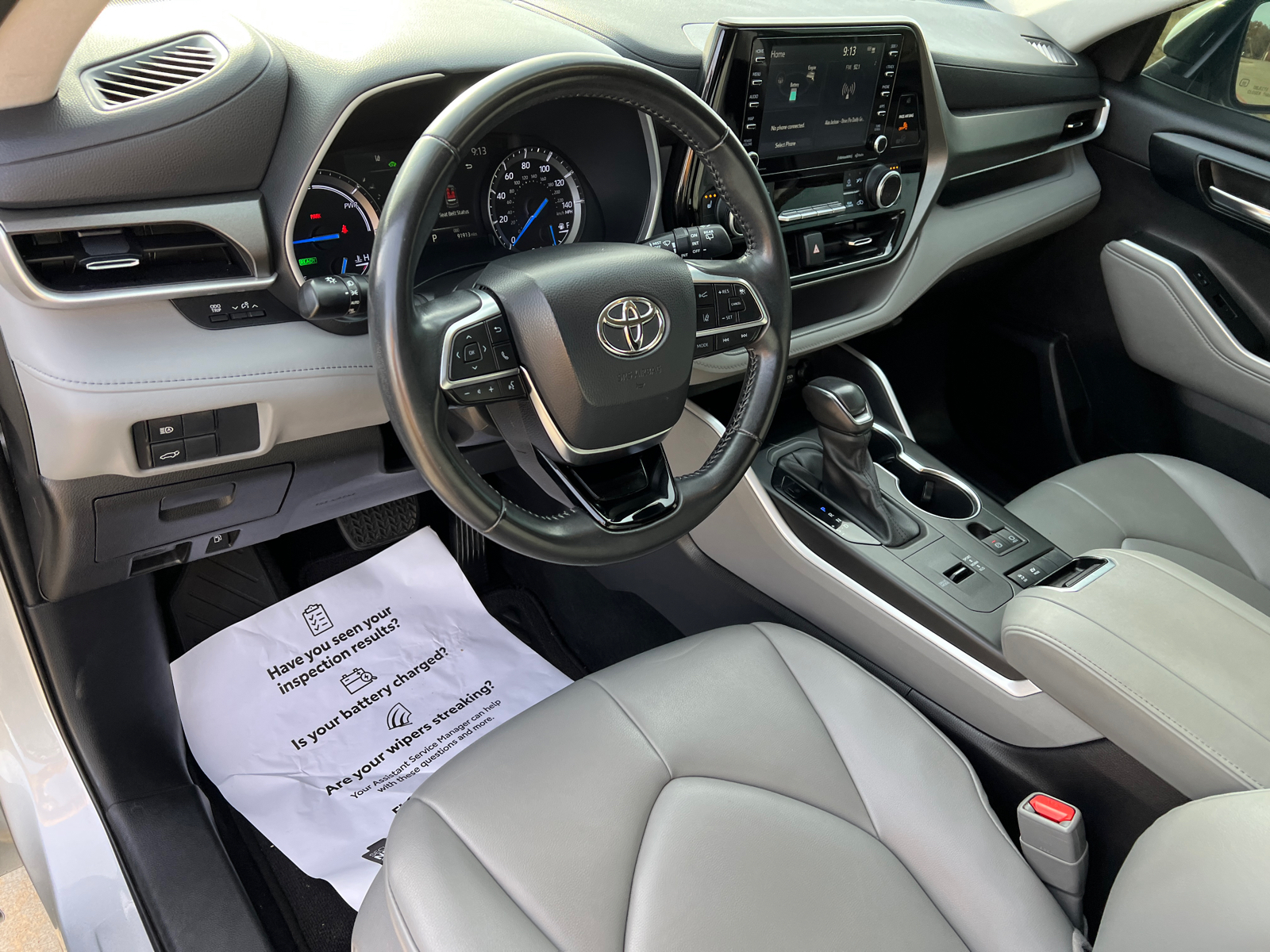 2021 Toyota Highlander Hybrid XLE 19