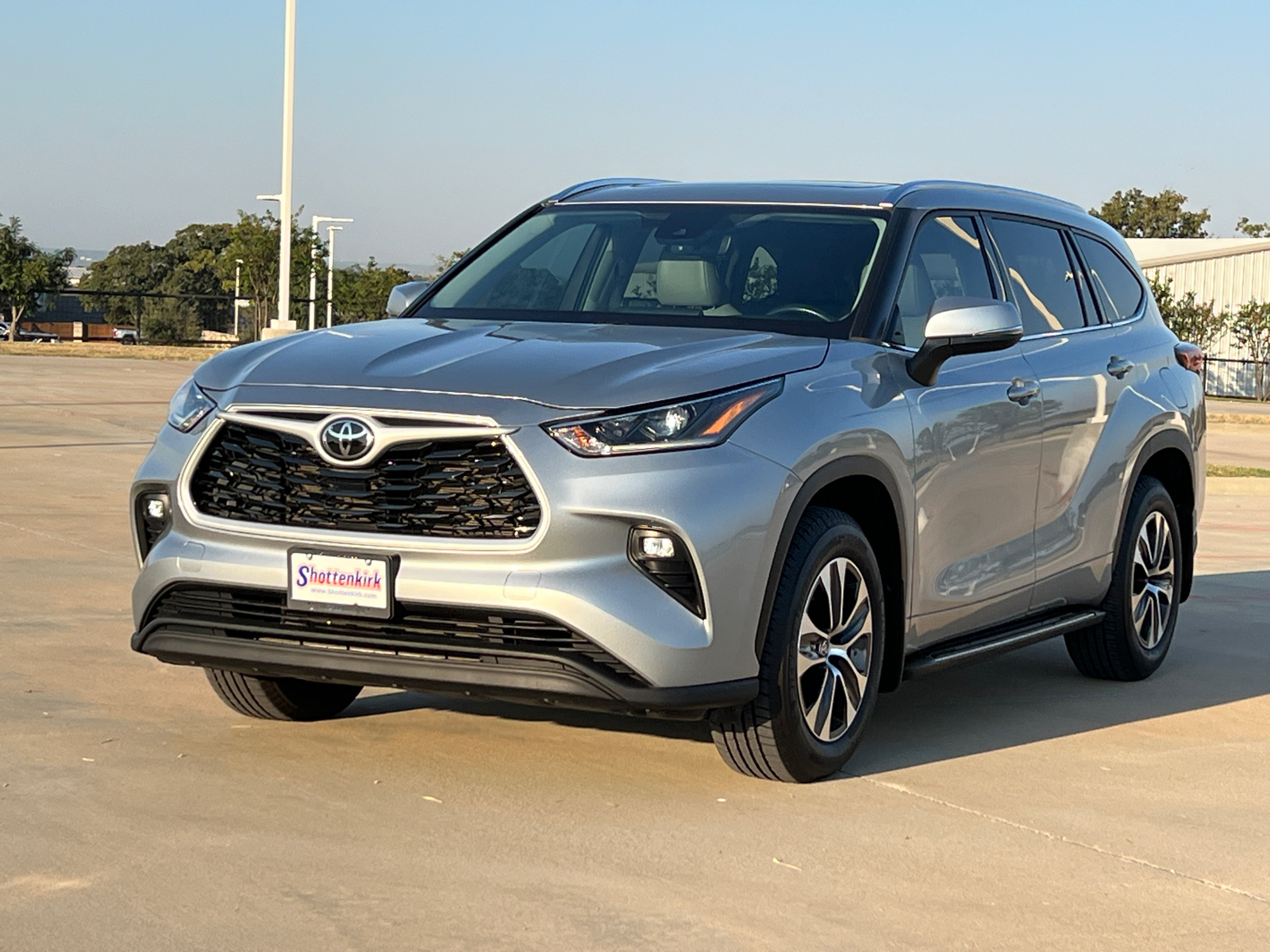 2021 Toyota Highlander XLE 3