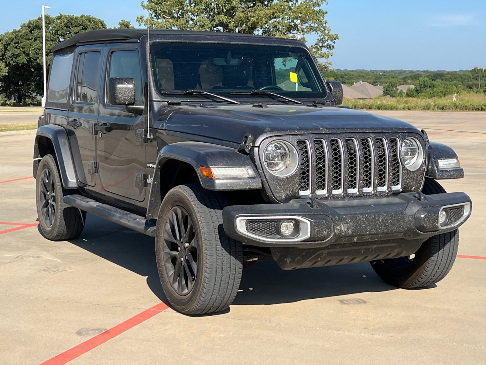 2021 Jeep Wrangler Unlimited Sahara 4xe 3