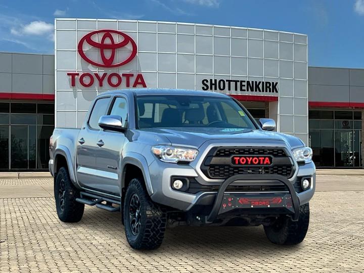 2021 Toyota Tacoma SR5 1