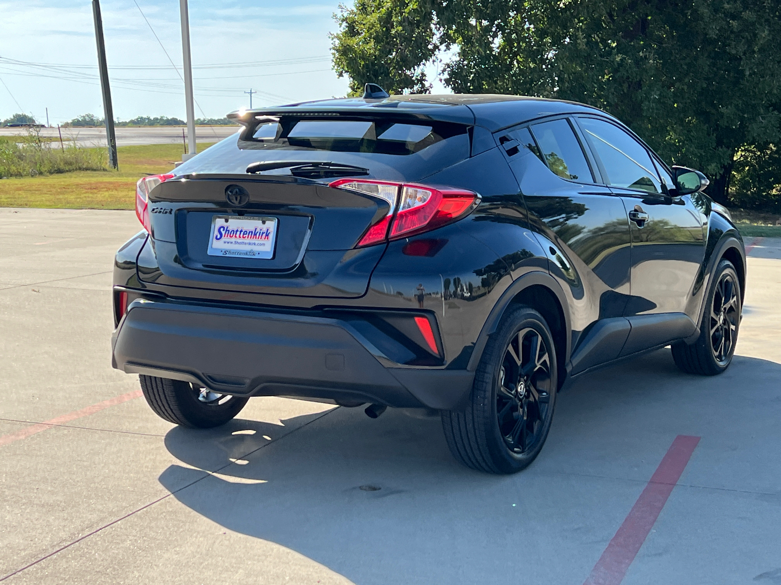 2022 Toyota C-HR Nightshade 4