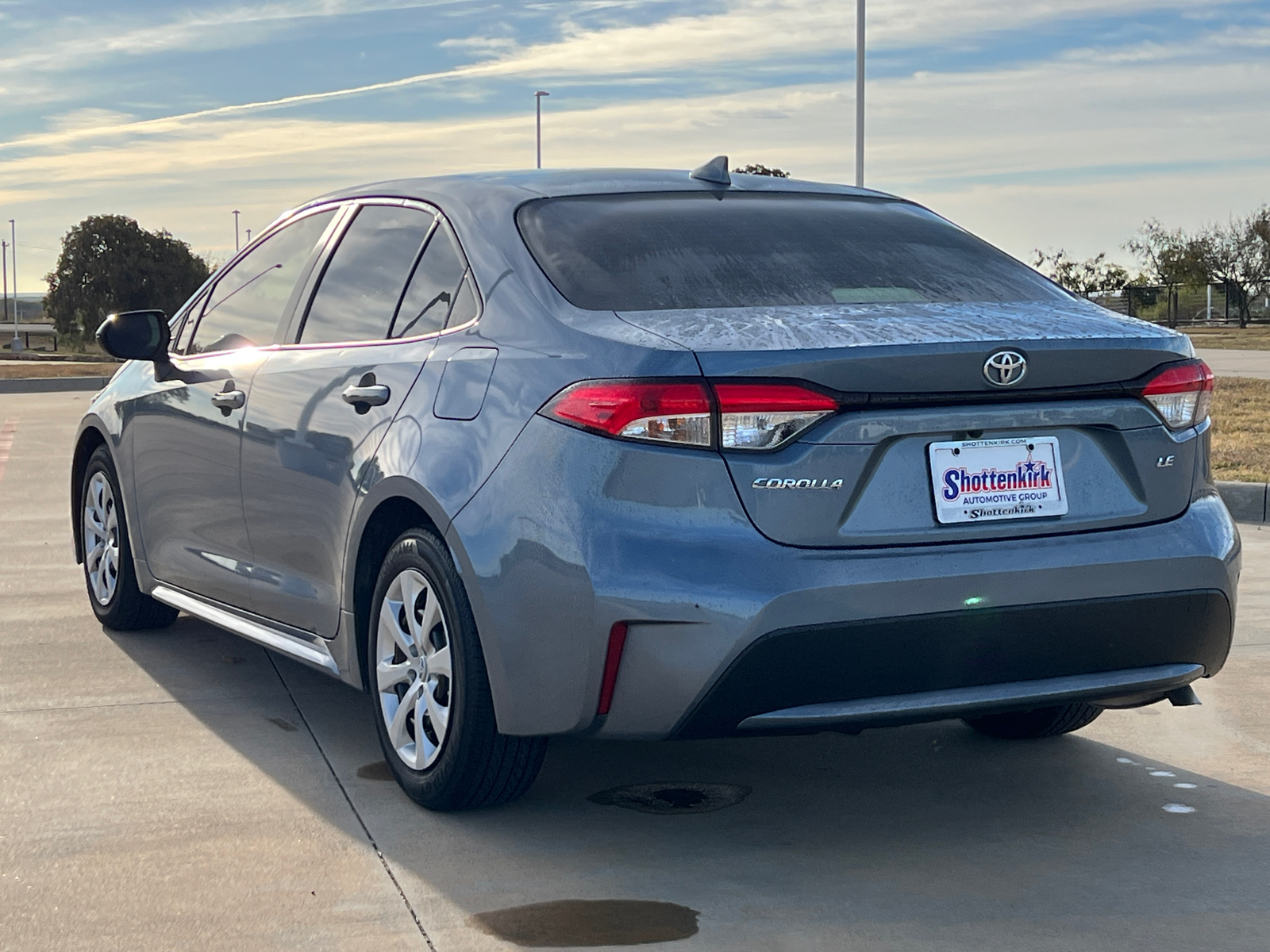 2022 Toyota Corolla LE 4