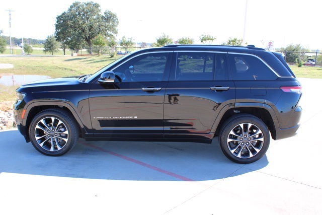 2022 Jeep Grand Cherokee Overland 7