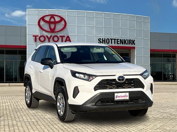 2022 Toyota RAV4  1