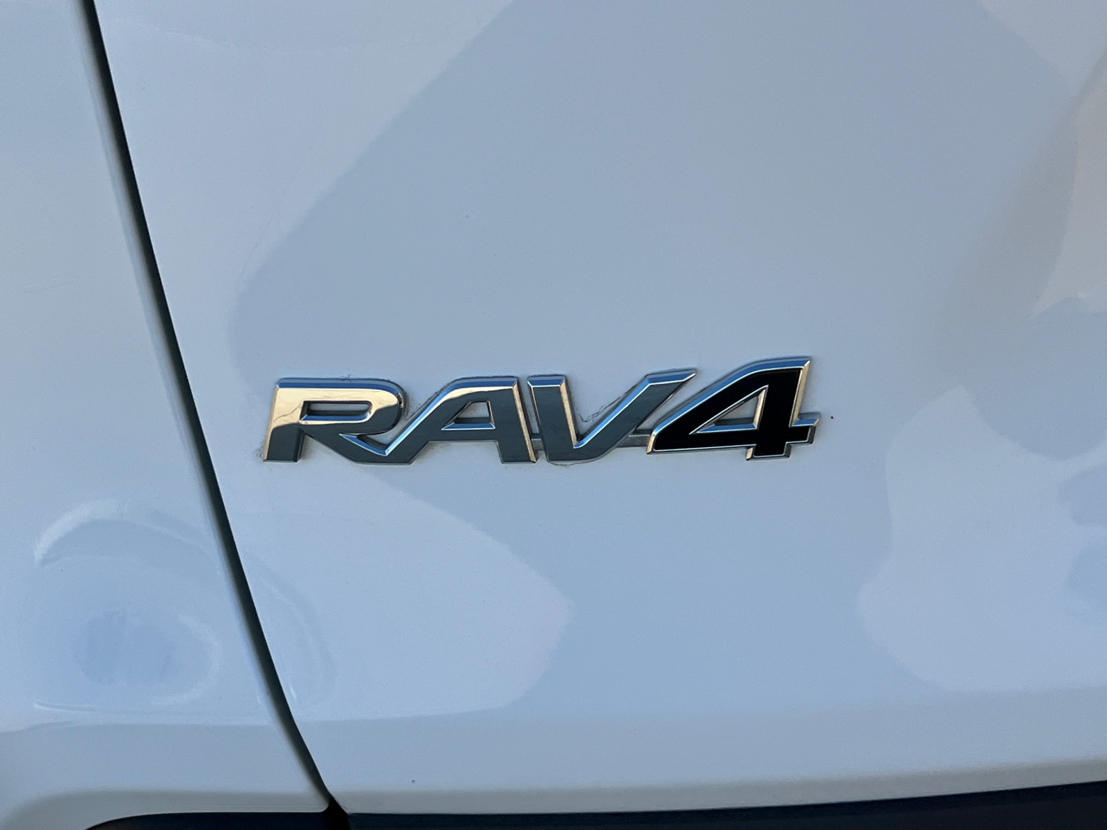 2022 Toyota RAV4  8