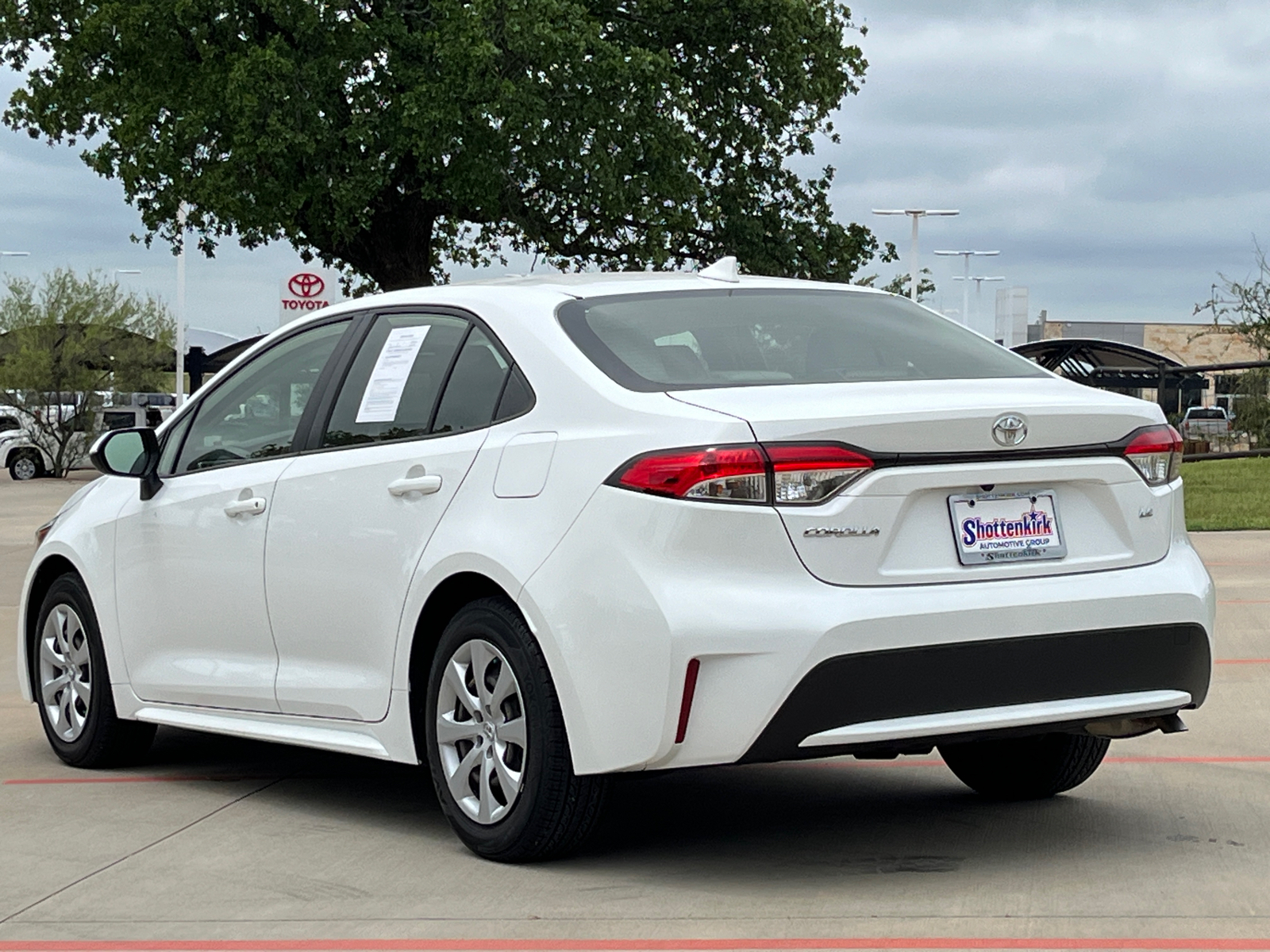 2022 Toyota Corolla LE 9