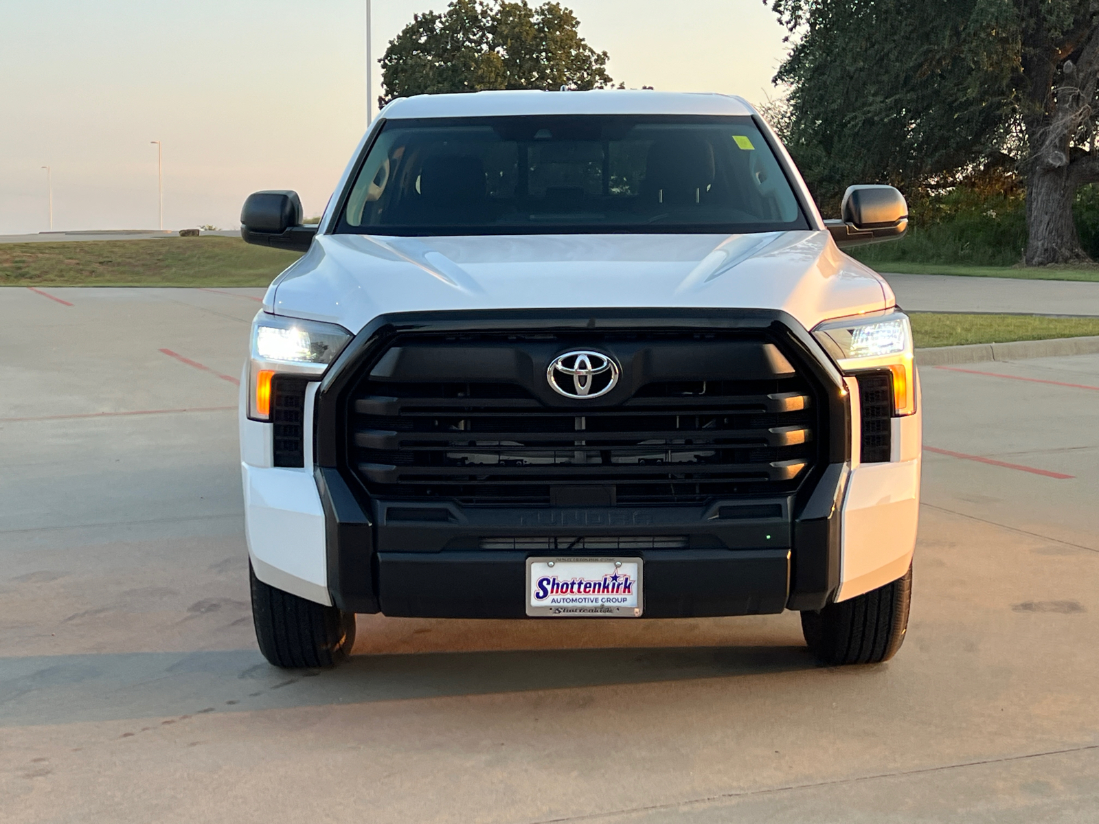 2022 Toyota Tundra SR 2