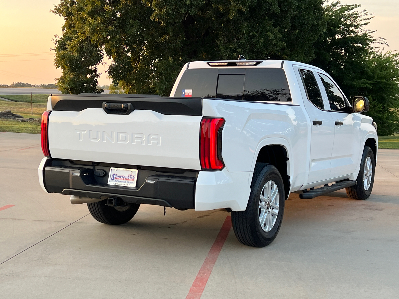 2022 Toyota Tundra SR 4