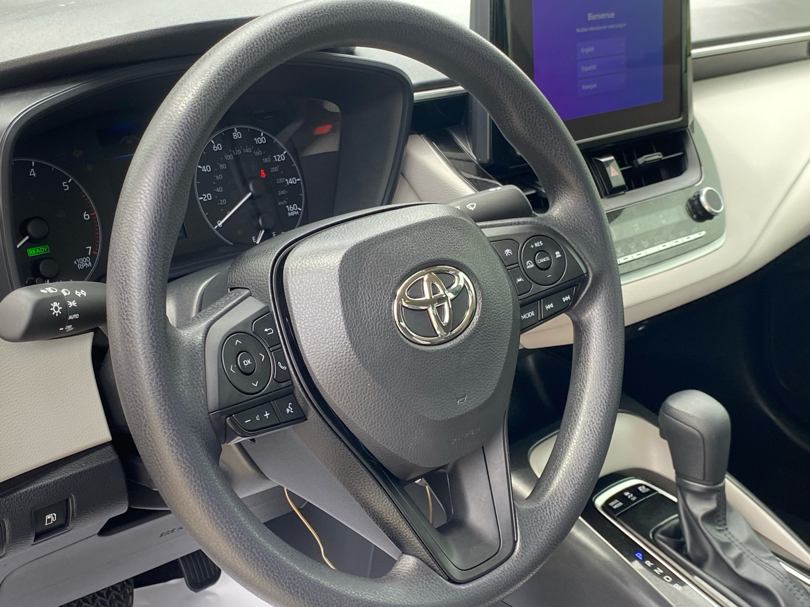 2023 Toyota Corolla Hybrid LE 16