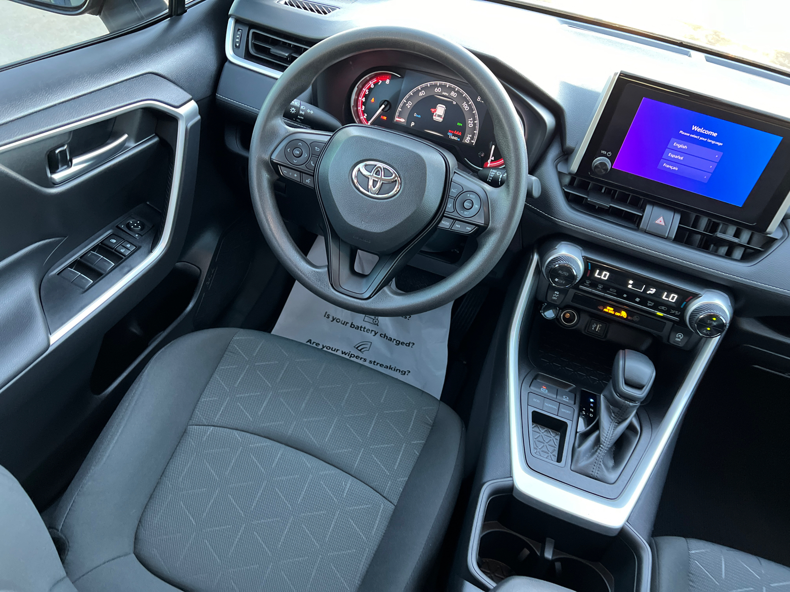 2023 Toyota RAV4 XLE 14