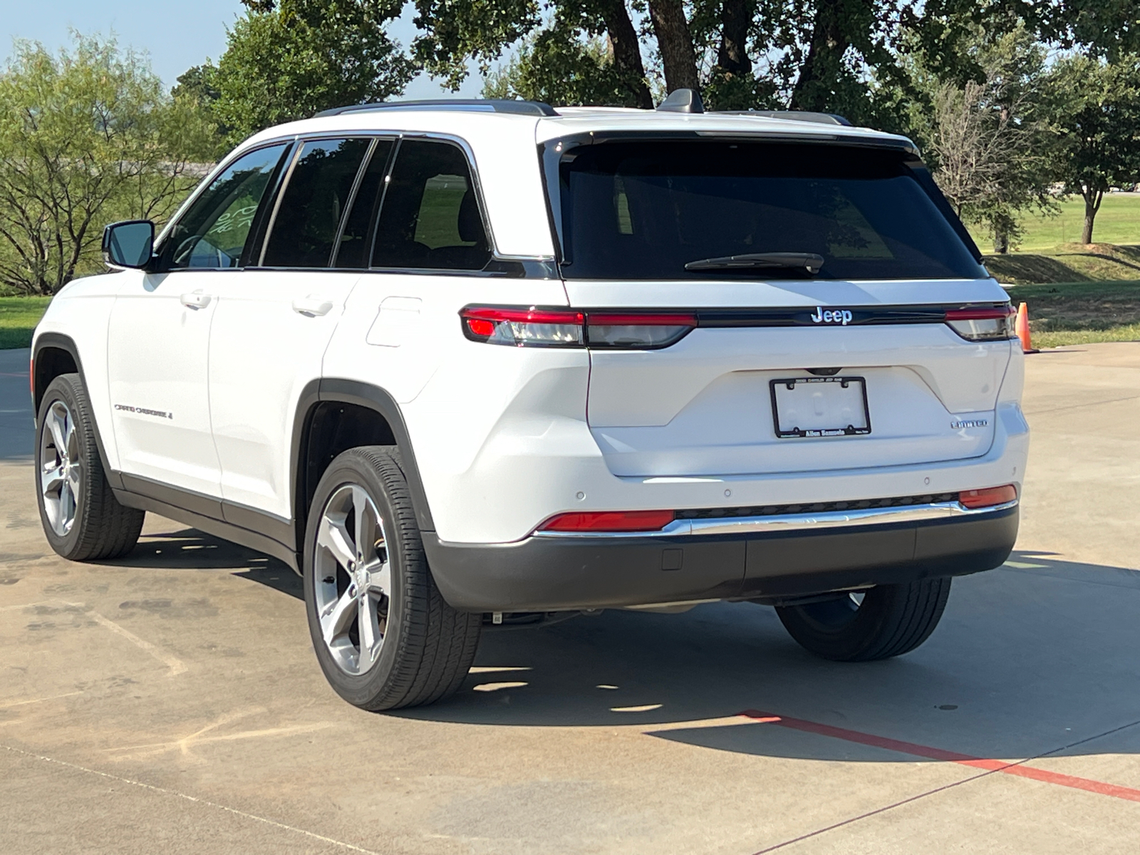 2023 Jeep Grand Cherokee Limited 6